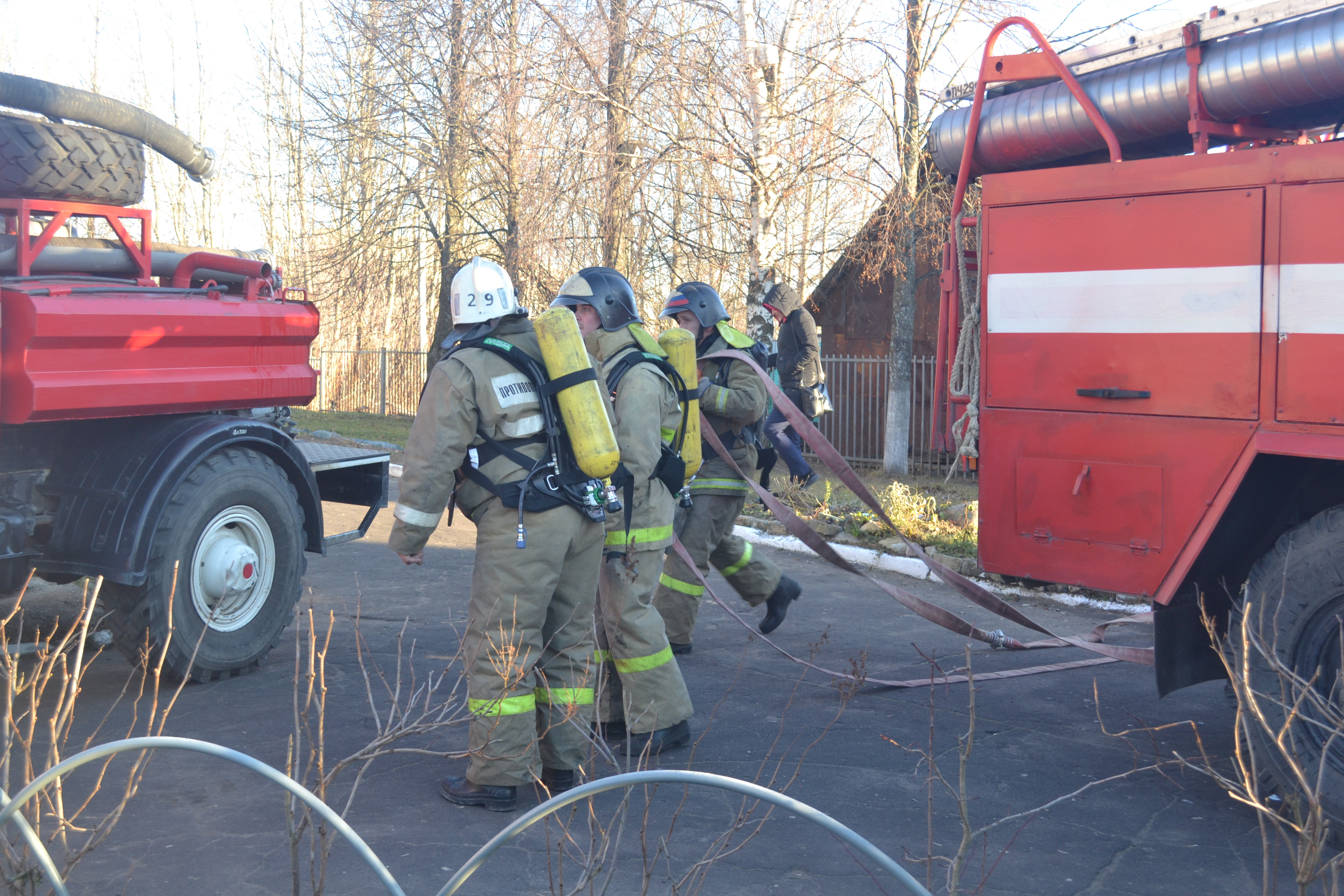 ../foto_2019_2020_god/pozharnaya_evakuatsiya.JPG